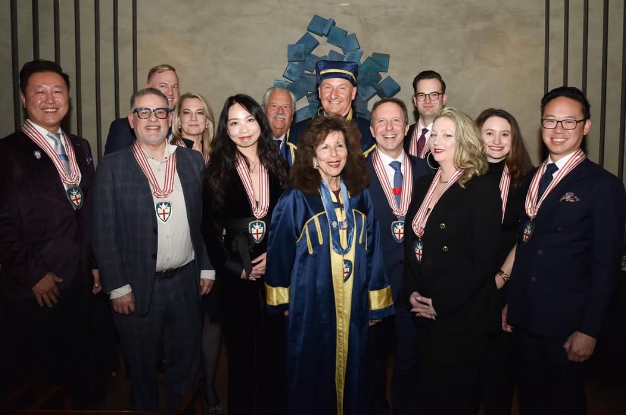The Chicago Delegation gathered with Maestro Georgia Marsh